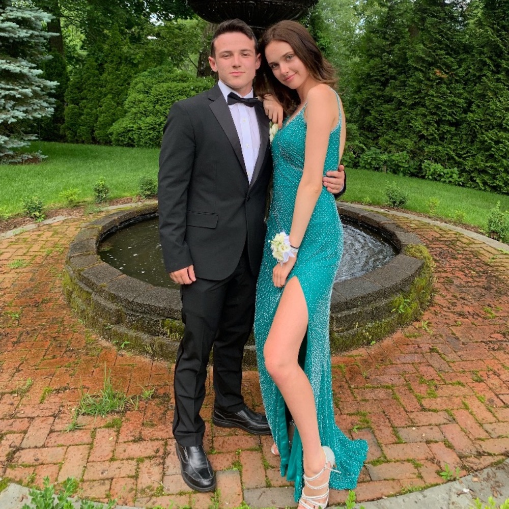 Emerald green mac duggal  prom or pageant dress